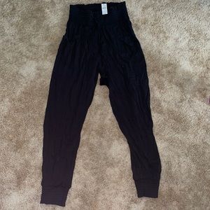 Aerie Lightweight Black Joggers